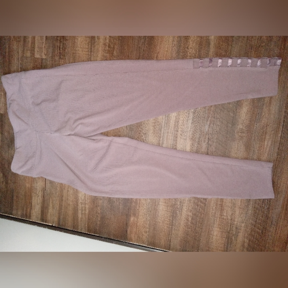 ❤️❤️ SOLD ON MERCARI ❤️❤️